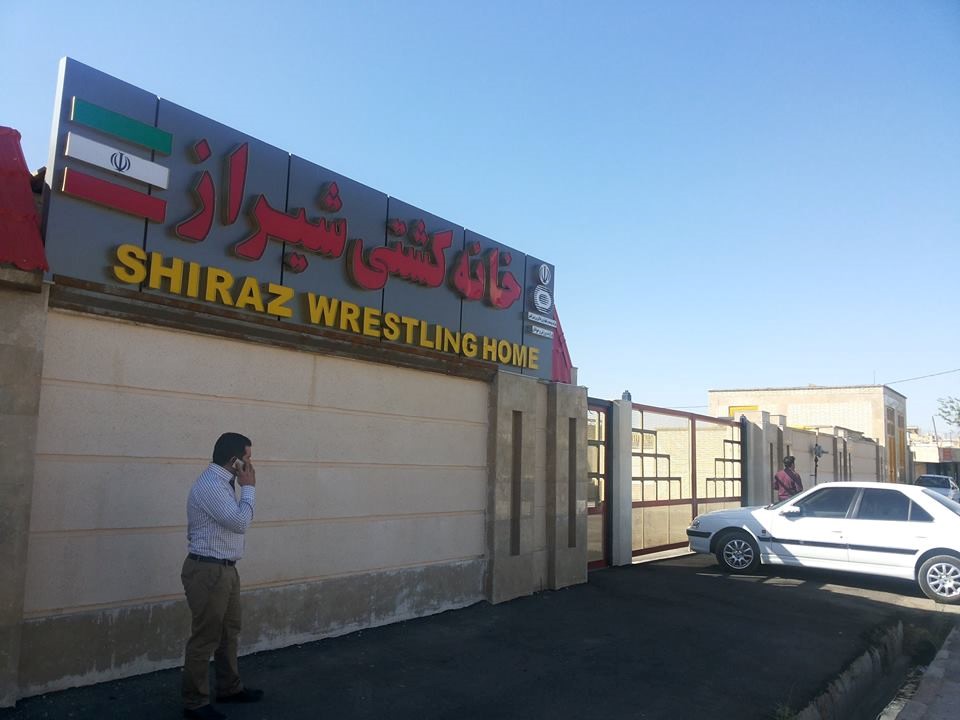 بازدید آقای مهندس رحیمیان، مدیر عامل شرکت، از پروژه خانه کشتی شیراز و سالن ورزشی سیوند در استان فارس در تاریخ 95/3/12